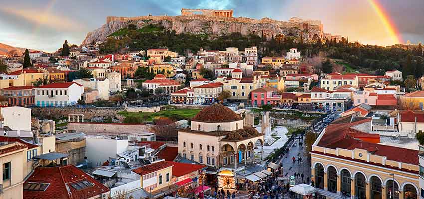 The famous Monastiraki shopping area under the Acropolis of Athens